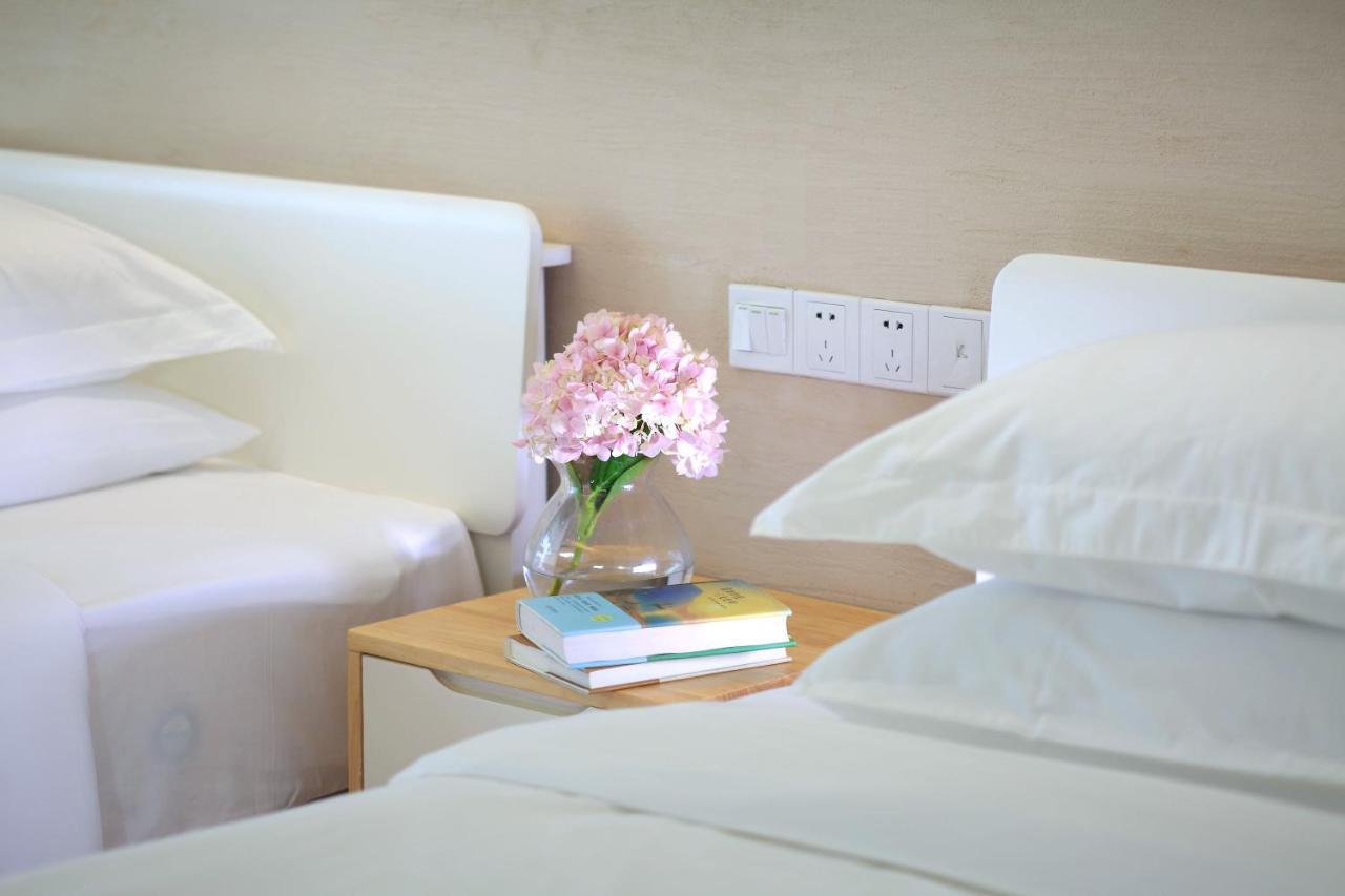 Care Residential Hotel Haikou  Exterior photo